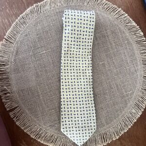 BOGGI Milano men's tie 100% silk Made in Italy Yellow/blue paisley